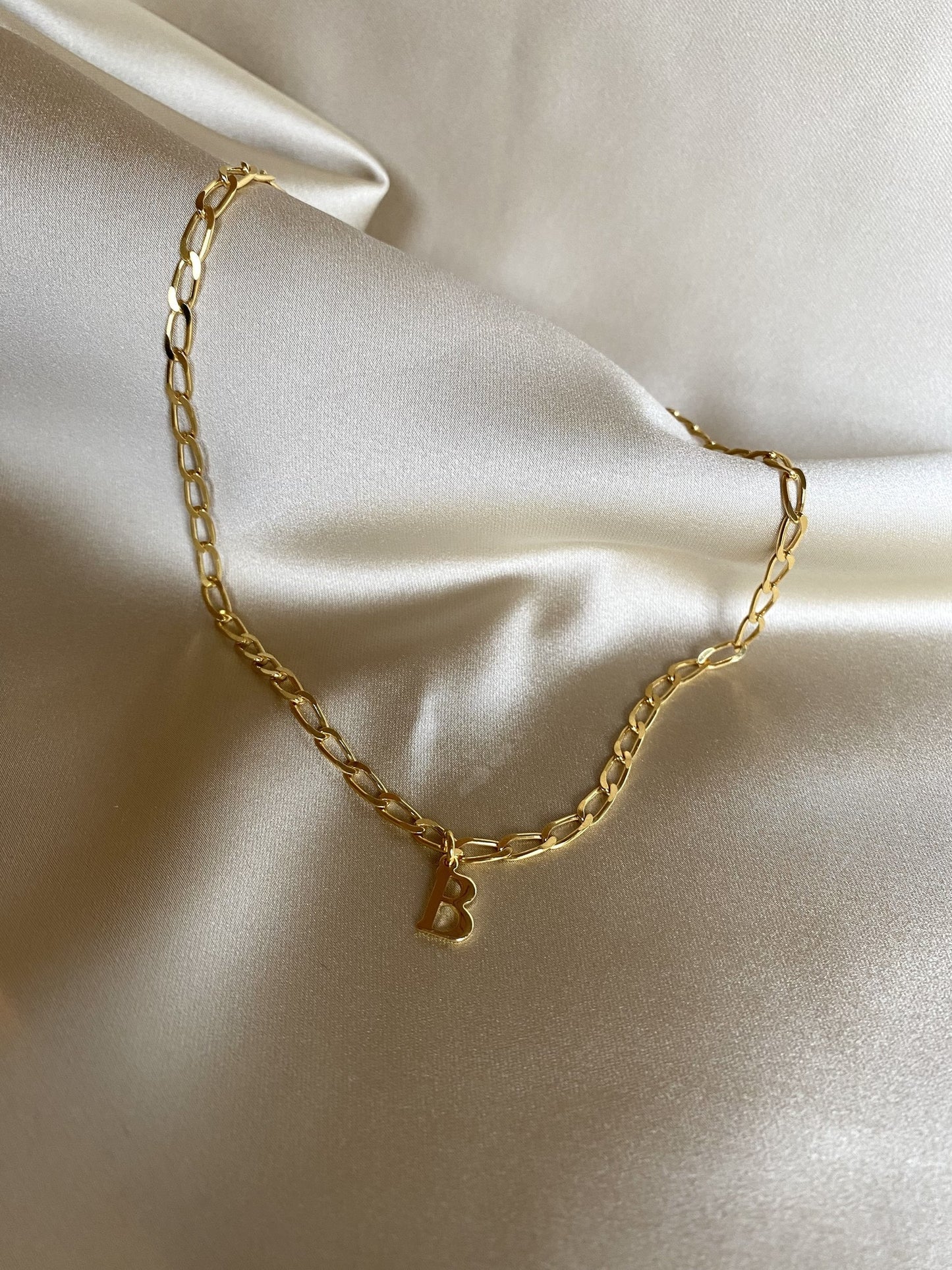 Boogie letter necklace