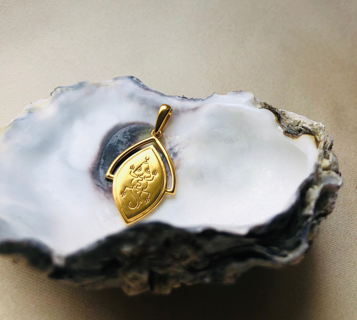 The Lizard pendant