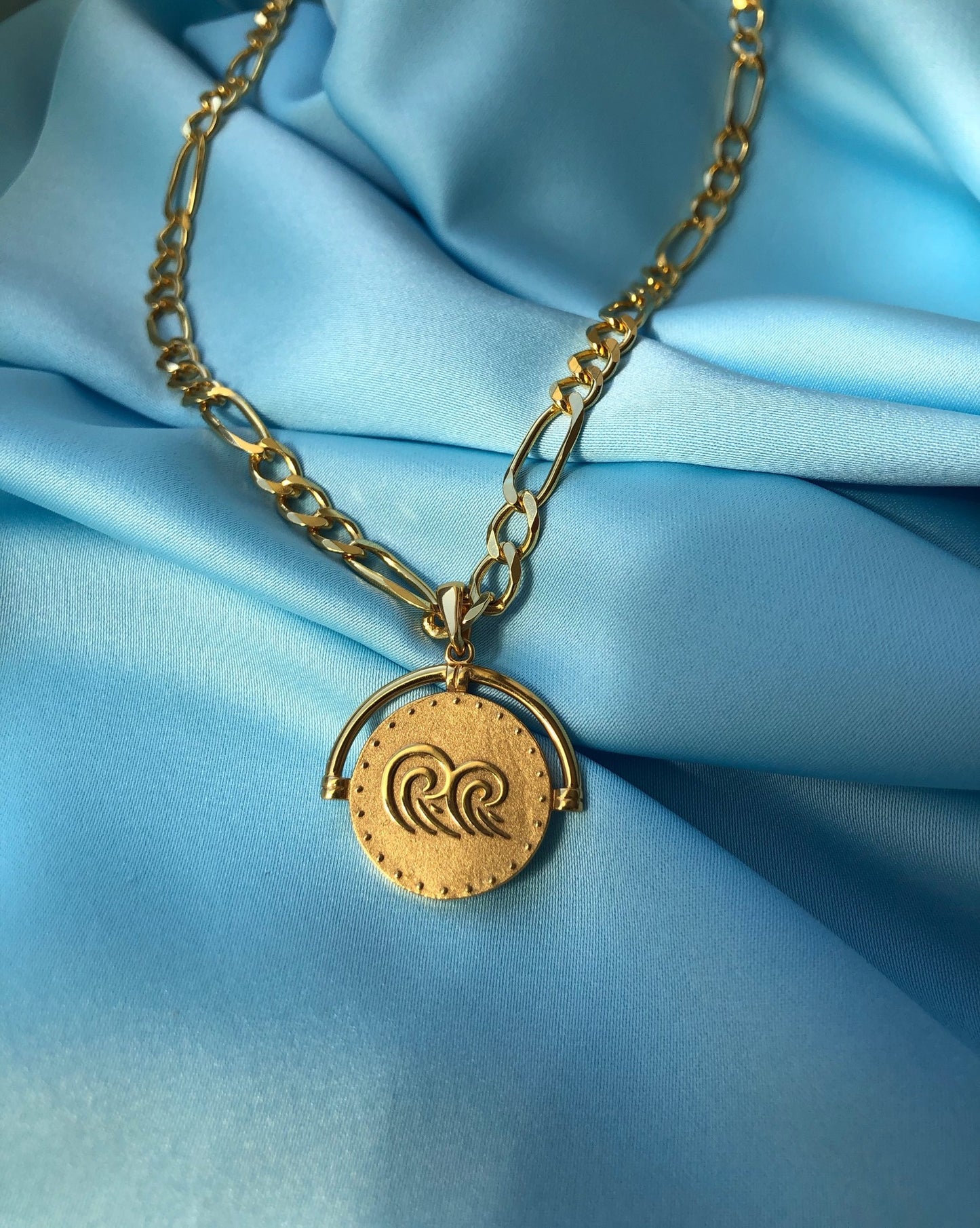 The Waves pendant